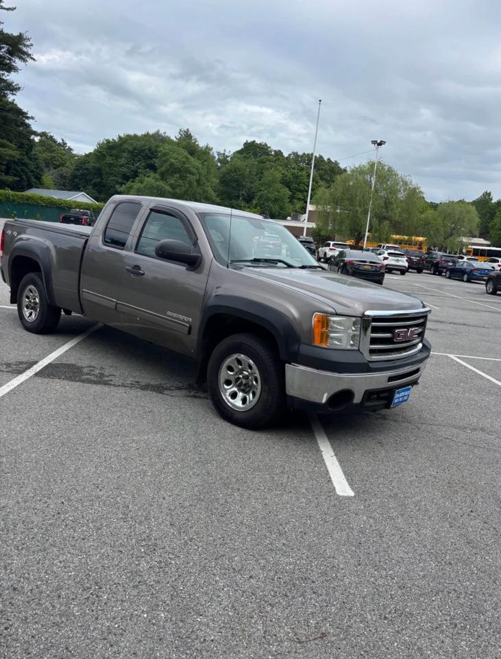 GMC Sierra 1500 SL Ext. Cab 4WD 2013