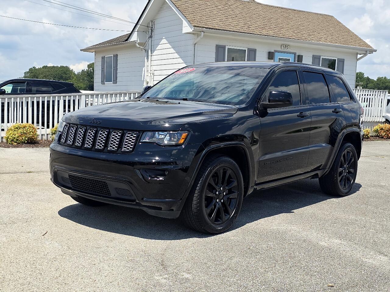 2018 Jeep Grand Cherokee Altitude 4x4 *Ltd Avail*