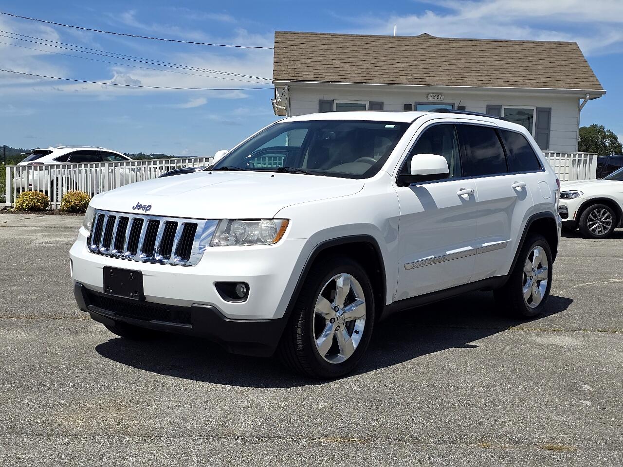 2013 Jeep Grand Cherokee 4WD 4dr Laredo
