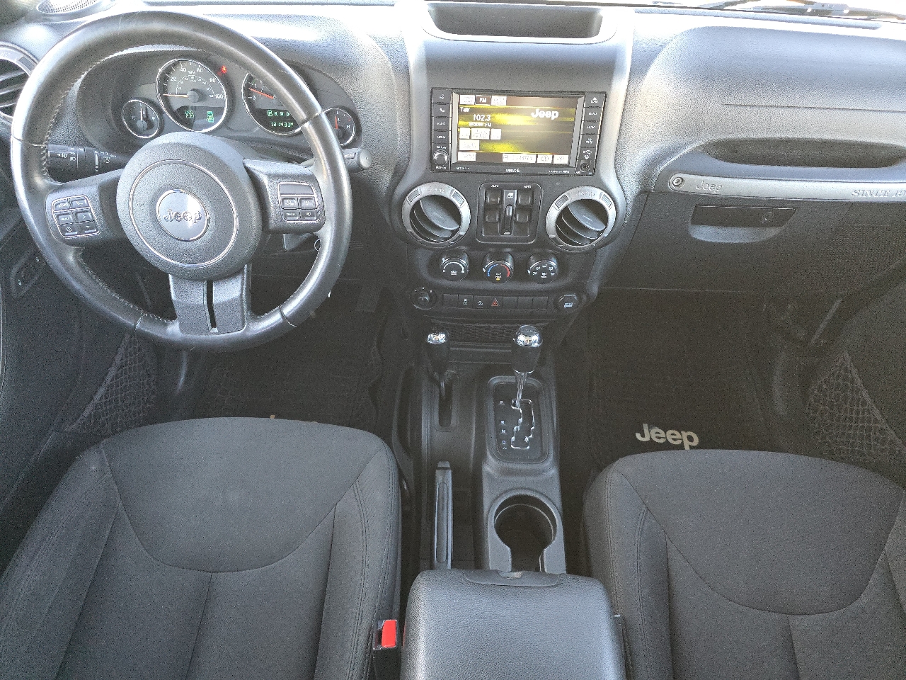 Jeep Wrangler Unlimited 4WD 4dr Sport 2016