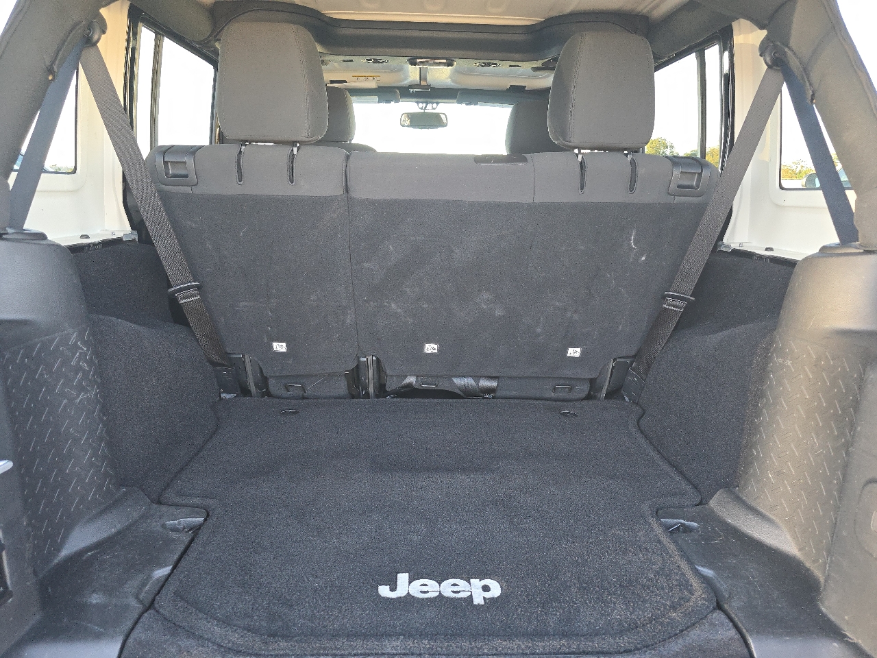 Jeep Wrangler Unlimited 4WD 4dr Sport 2016