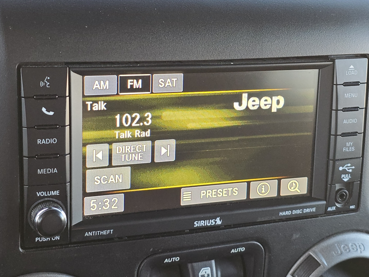 Jeep Wrangler Unlimited 4WD 4dr Sport 2016