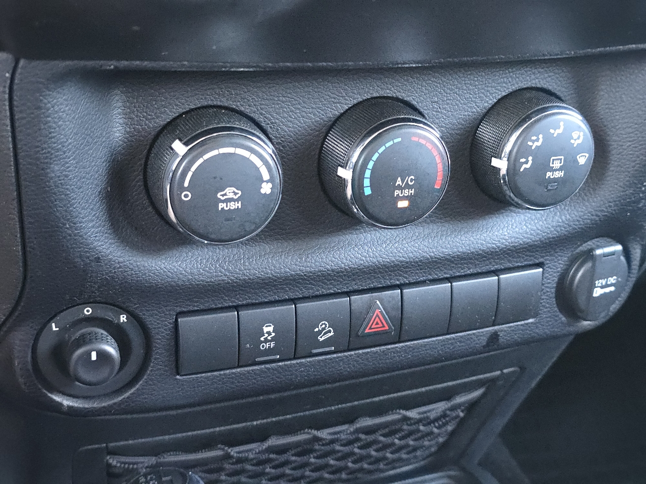 Jeep Wrangler Unlimited 4WD 4dr Sport 2016