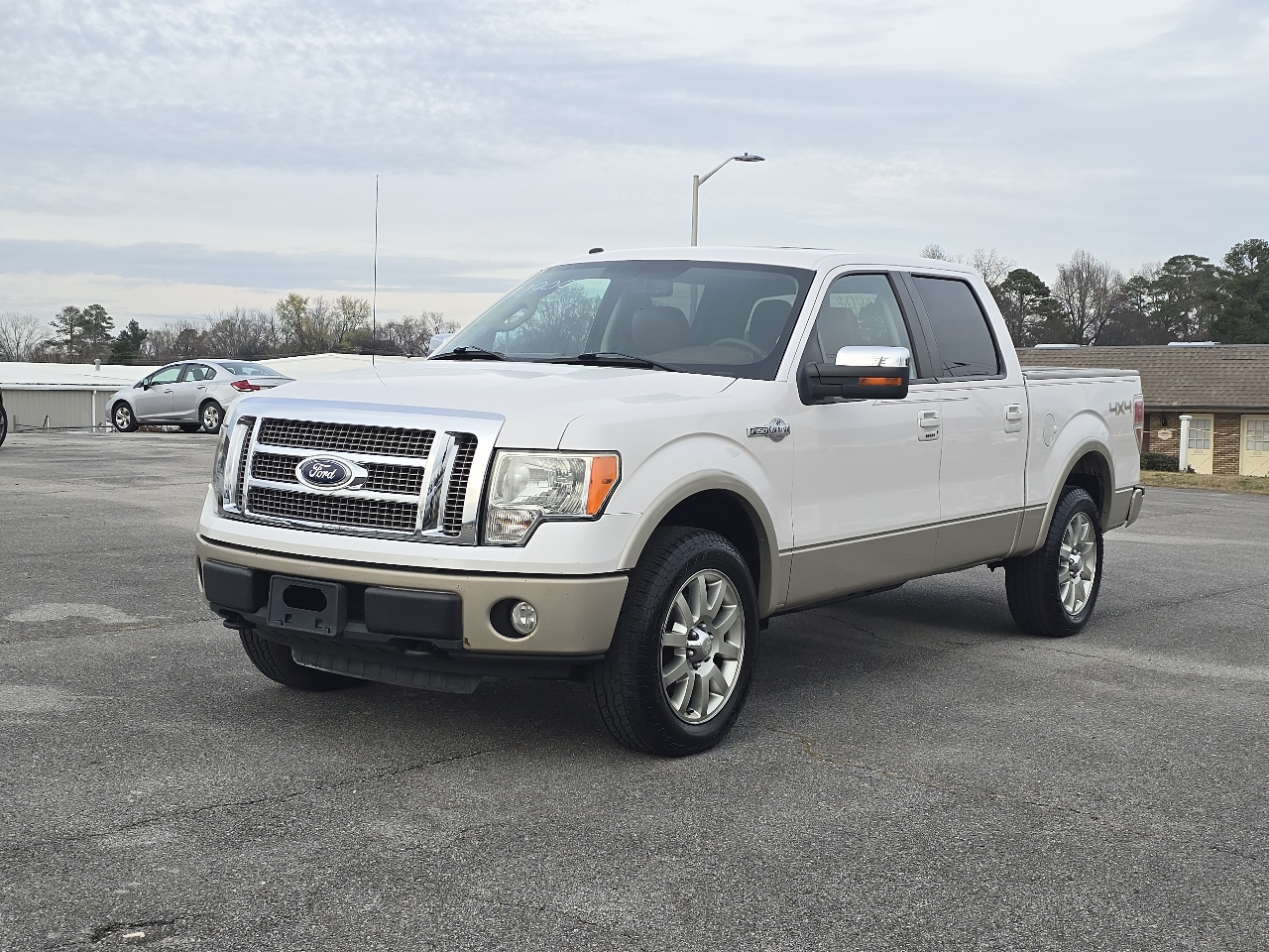 2010 Ford F-150 4WD SuperCrew 145" King Ranch