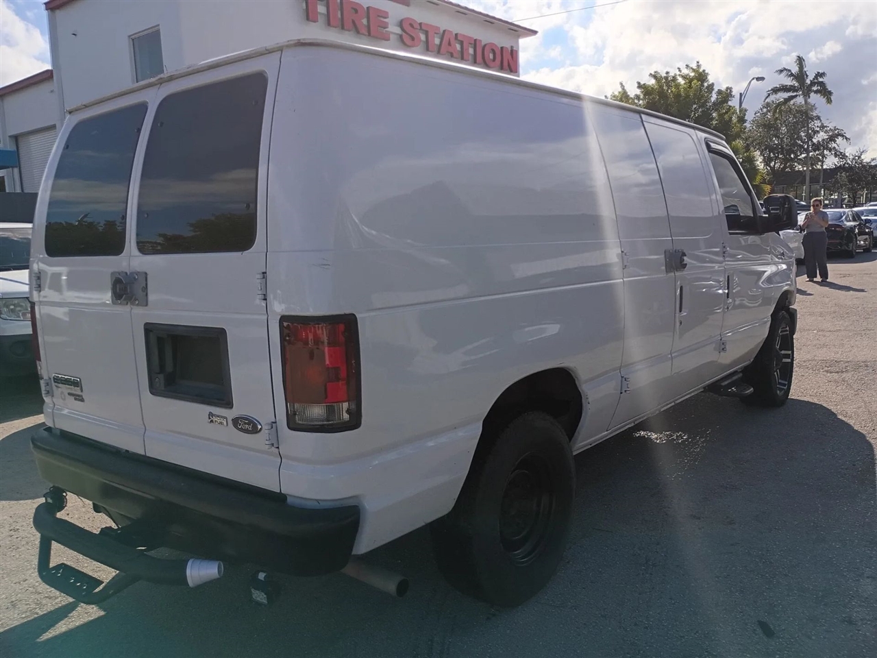 Ford Econoline E-250 2013