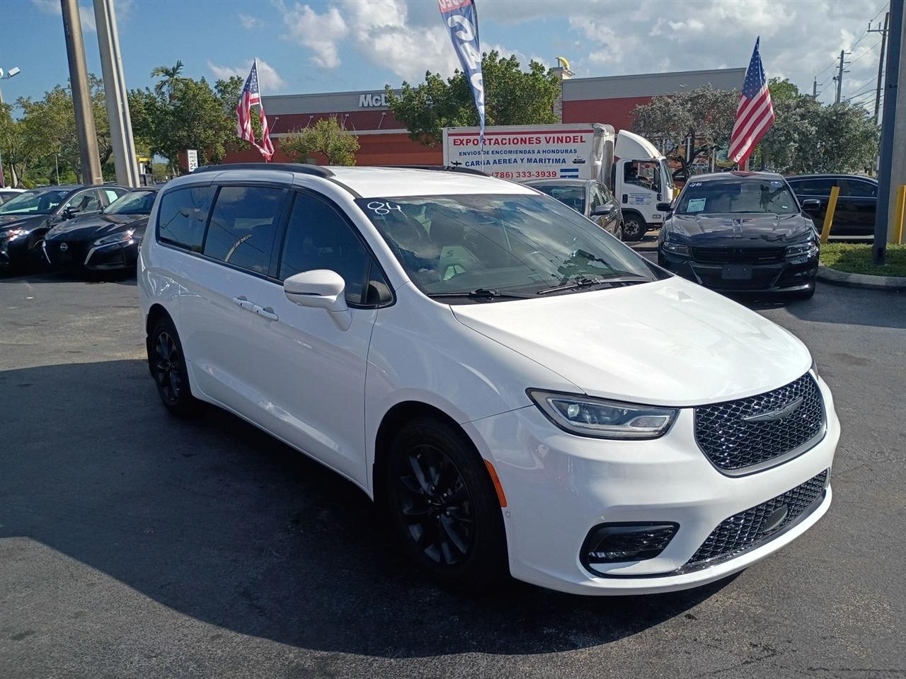 2021 Chrysler Pacifica Touring-L