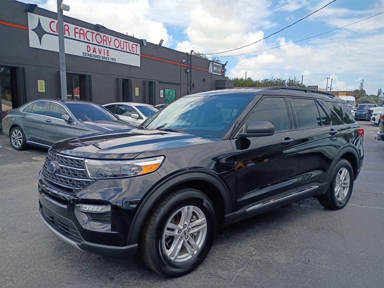 2024 Ford Explorer XLT