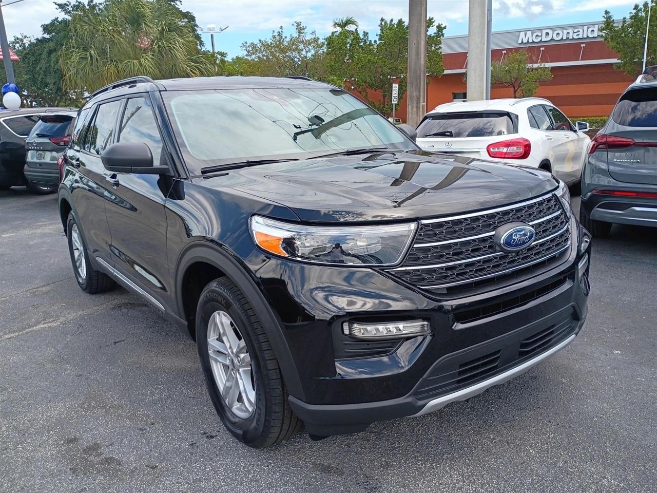2024 Ford Explorer XLT