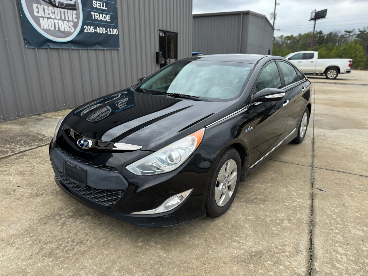 Hyundai Sonata Hybrid Sedan 2012