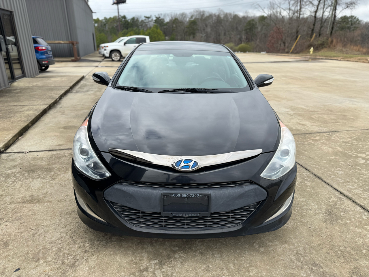 Hyundai Sonata Hybrid Sedan 2012