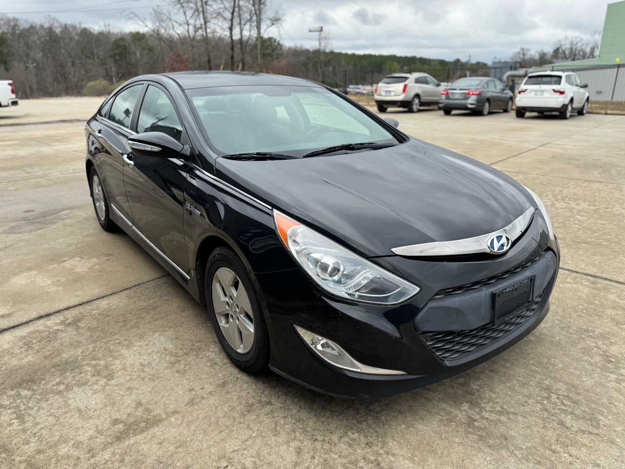 Hyundai Sonata Hybrid Sedan 2012