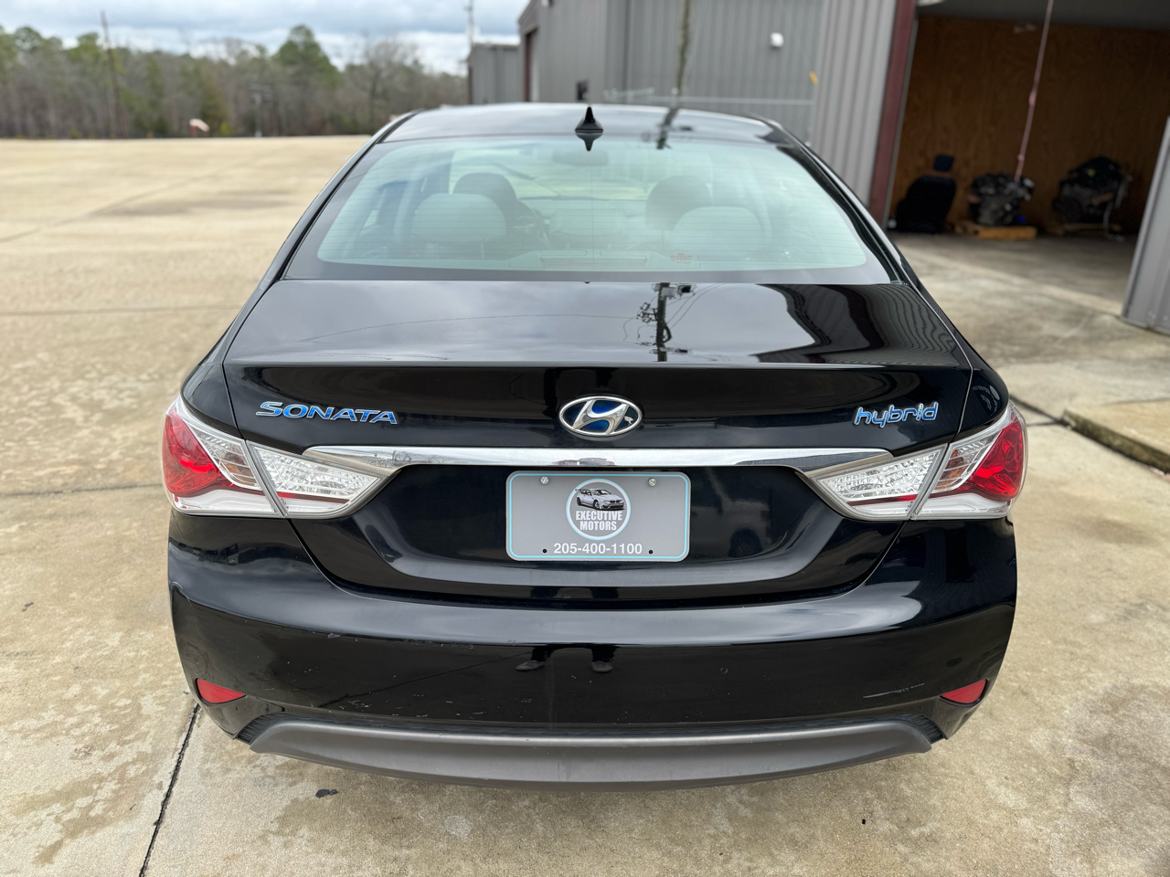 Hyundai Sonata Hybrid Sedan 2012