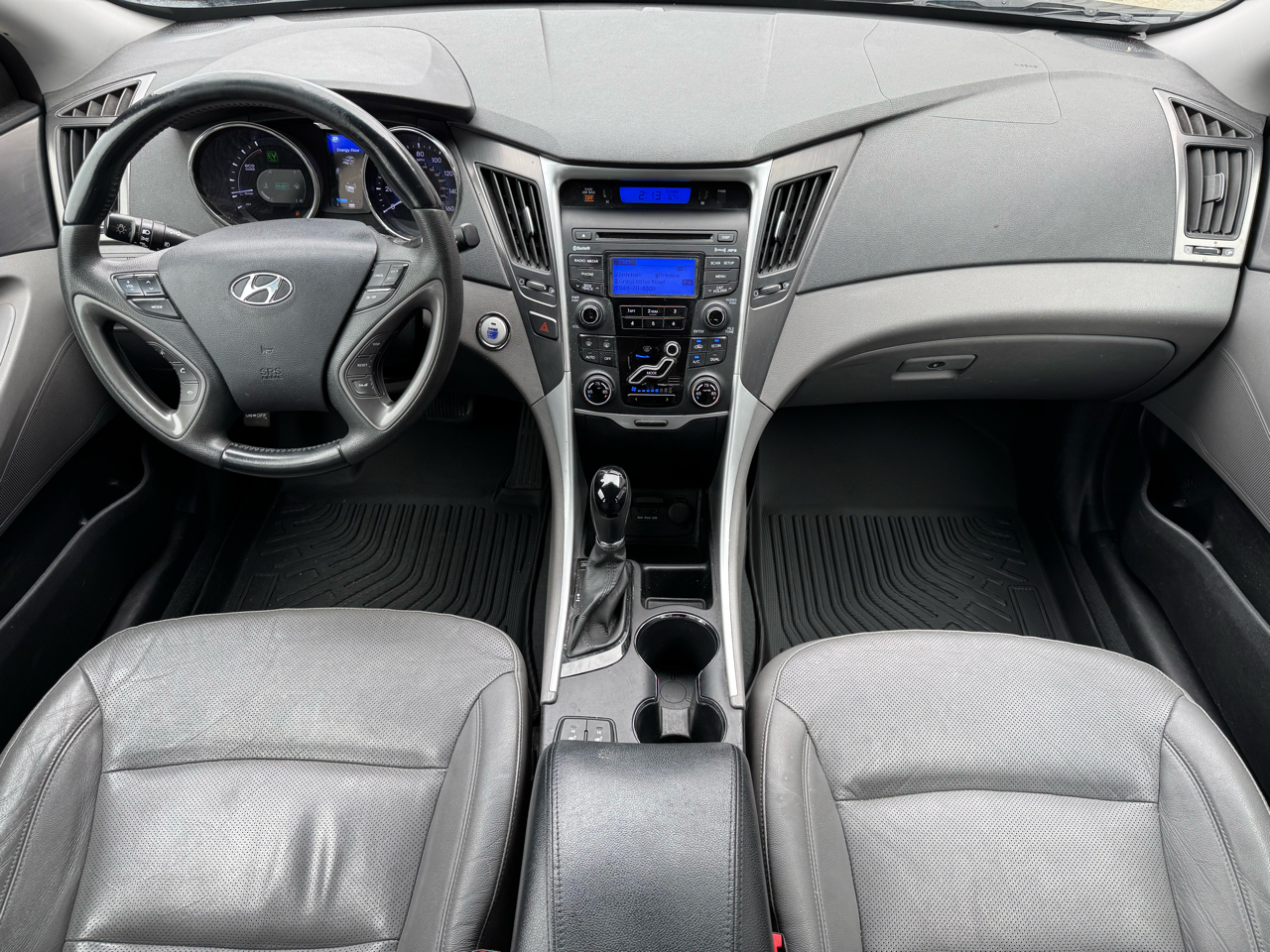 Hyundai Sonata Hybrid Sedan 2012