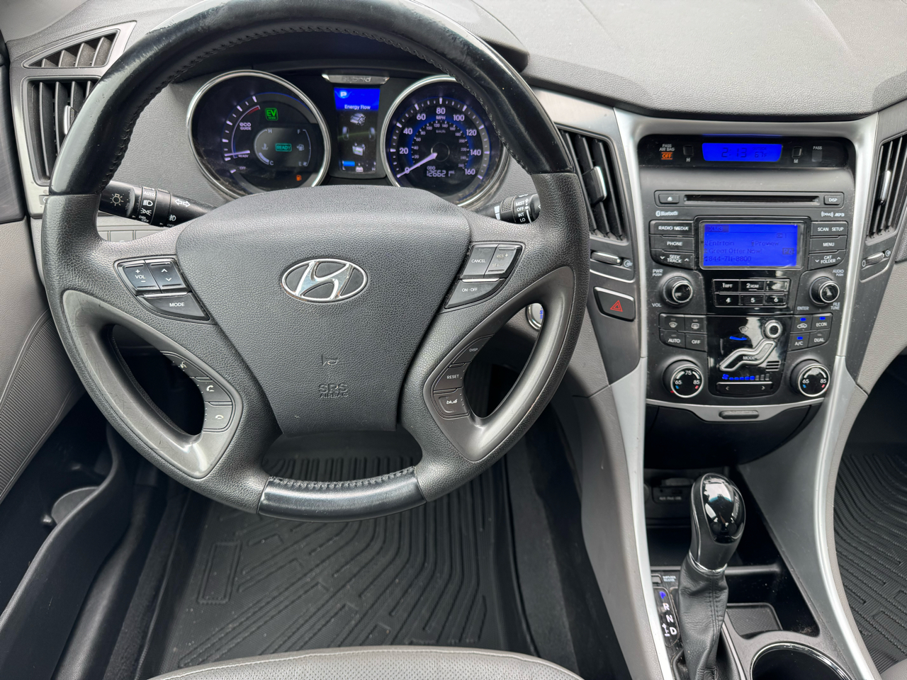 Hyundai Sonata Hybrid Sedan 2012