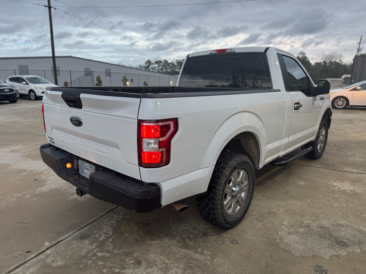 Ford F-150 2WD Reg Cab 122.5" XL 2018