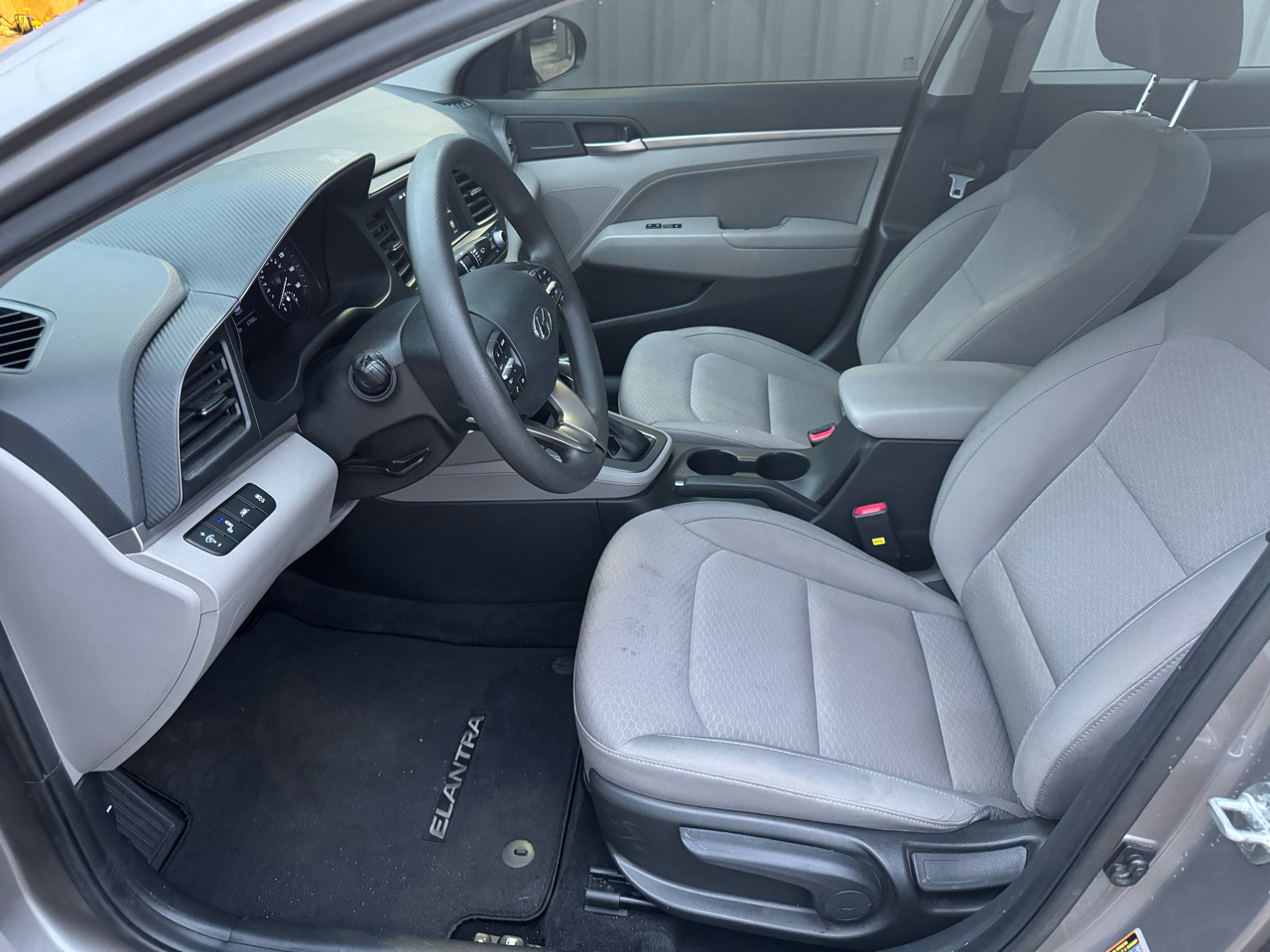 Hyundai Elantra Limited 2020