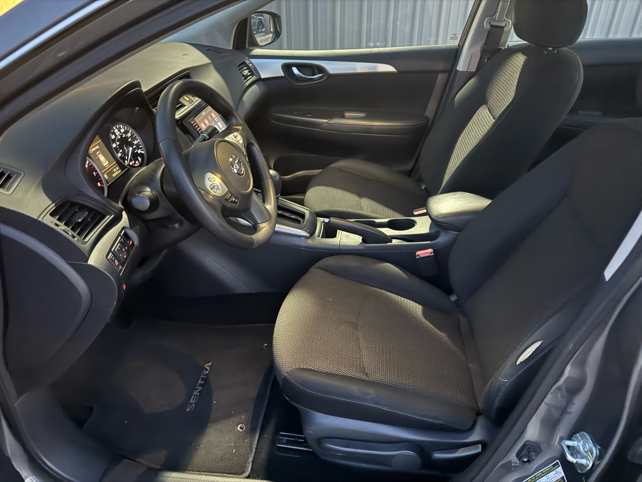 Nissan Sentra 1.8 S 2019