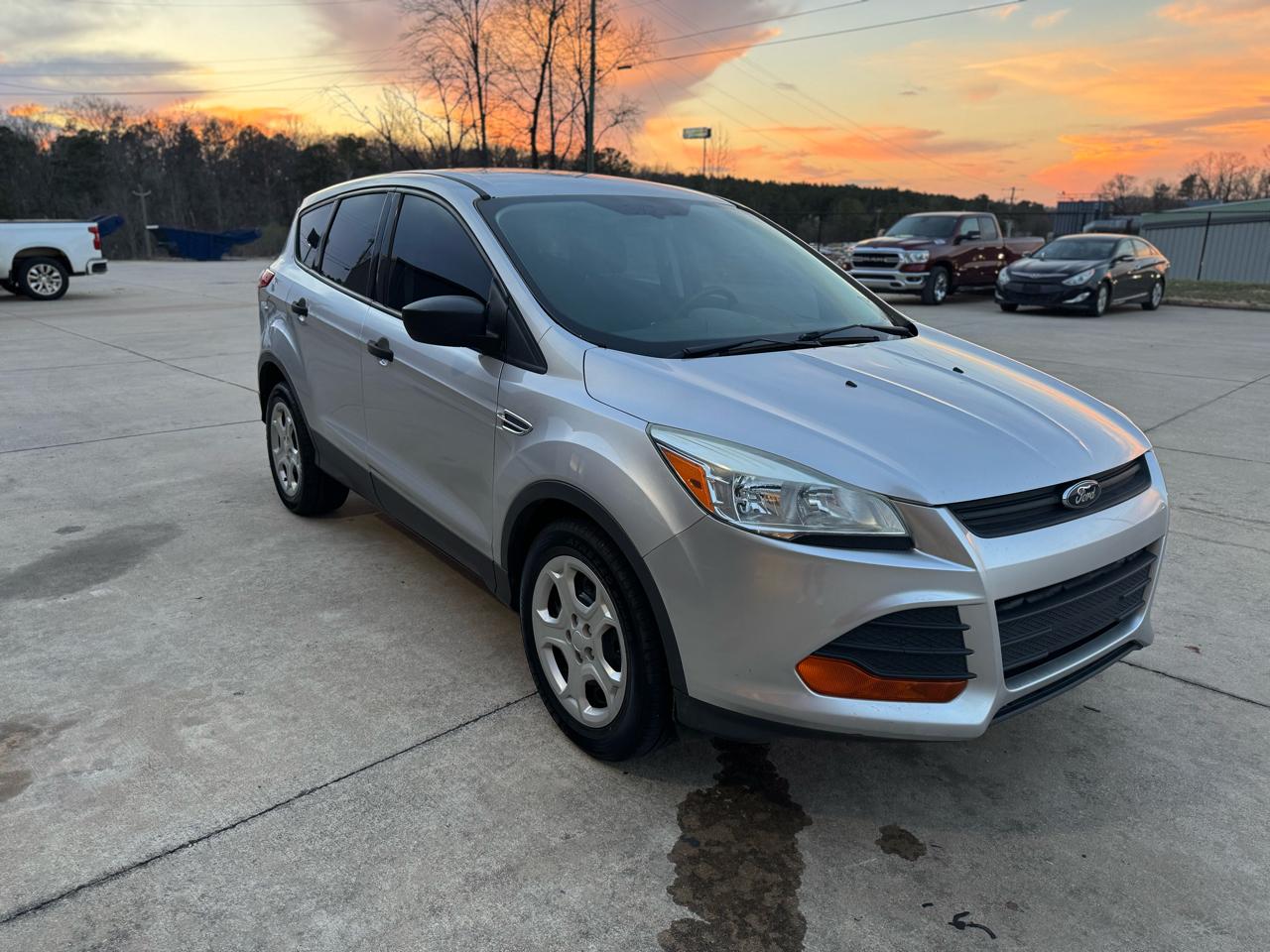 Ford Escape S FWD 2016