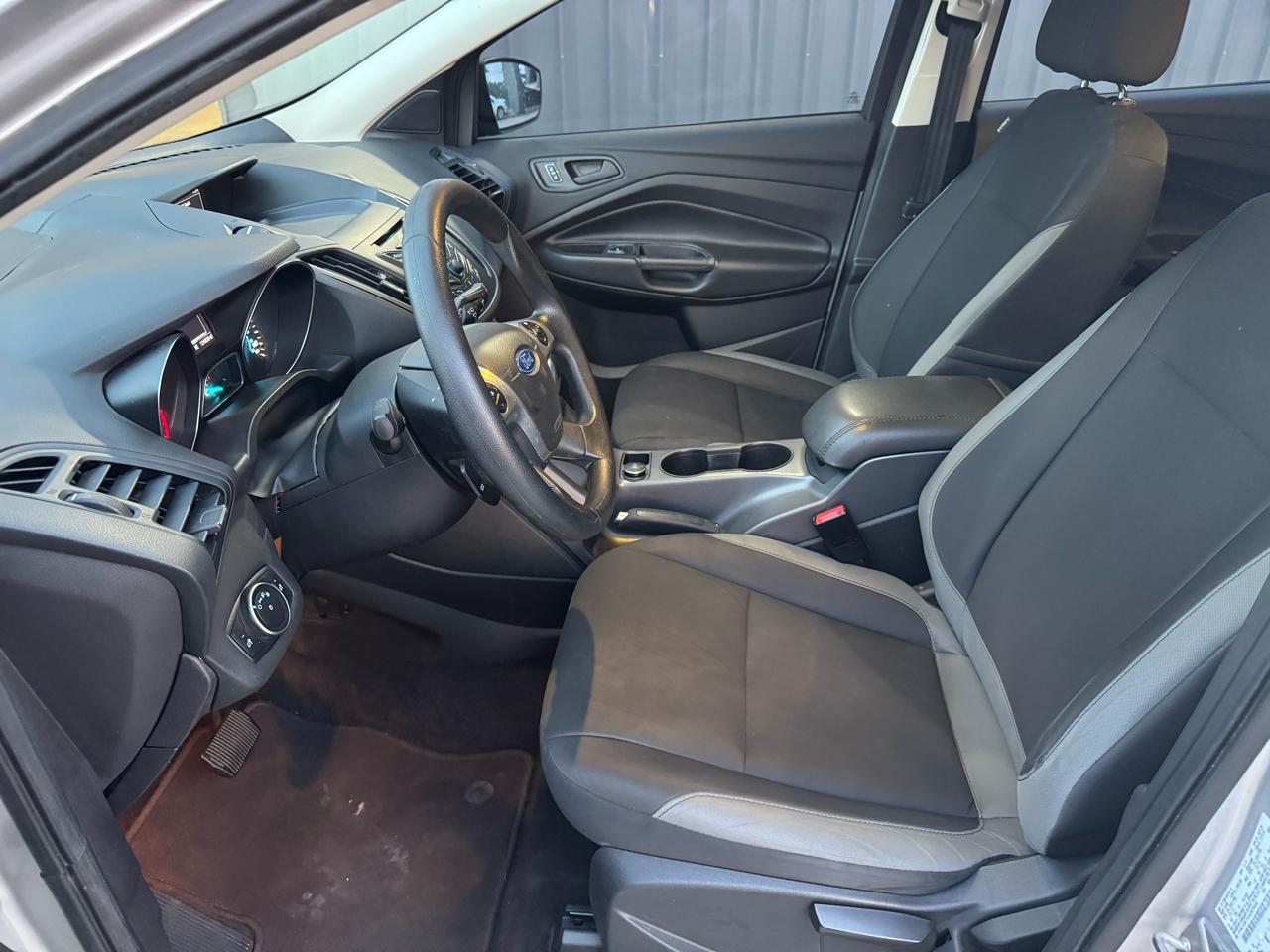 Ford Escape S FWD 2016