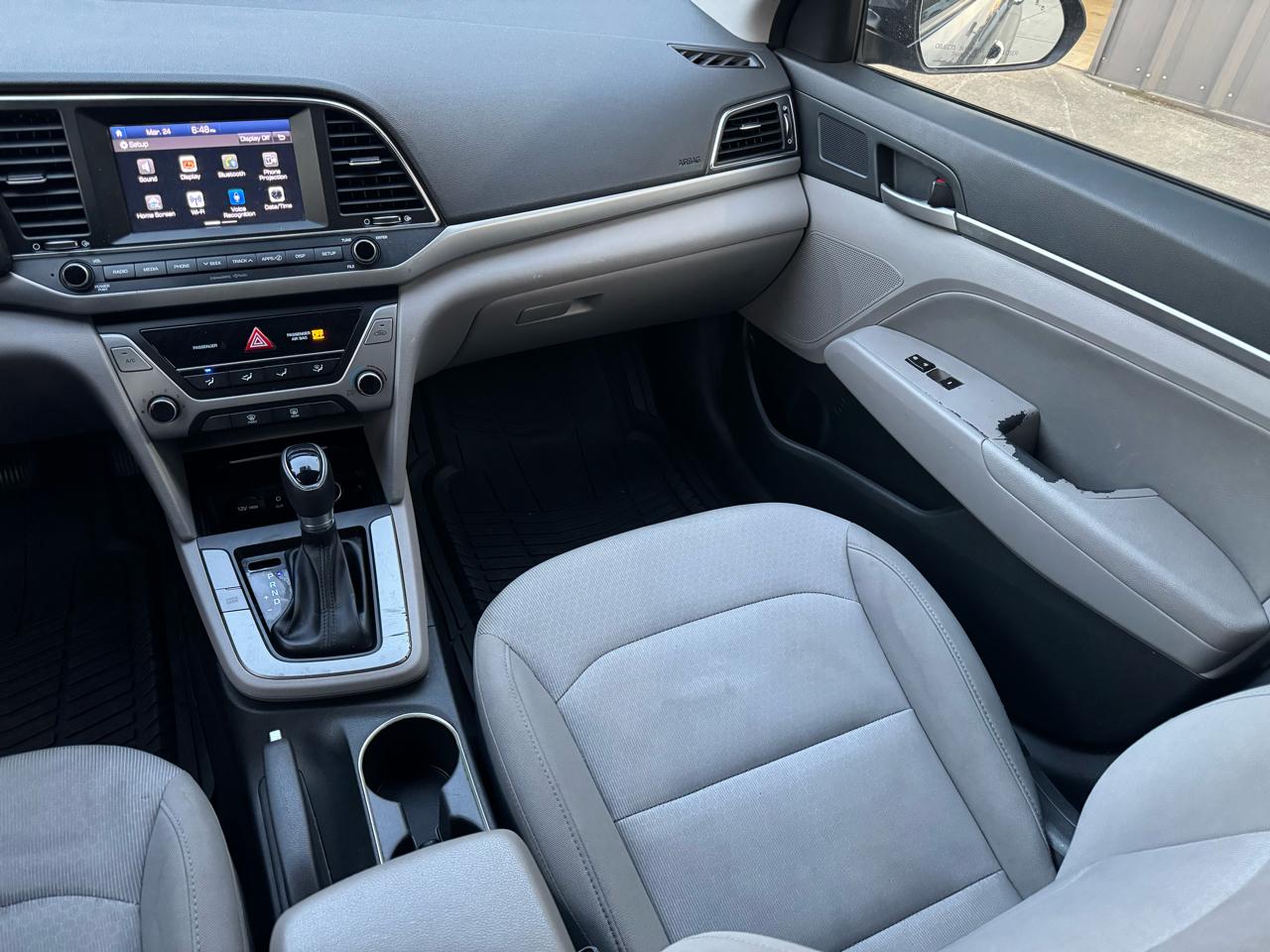 Hyundai Elantra Limited 2018