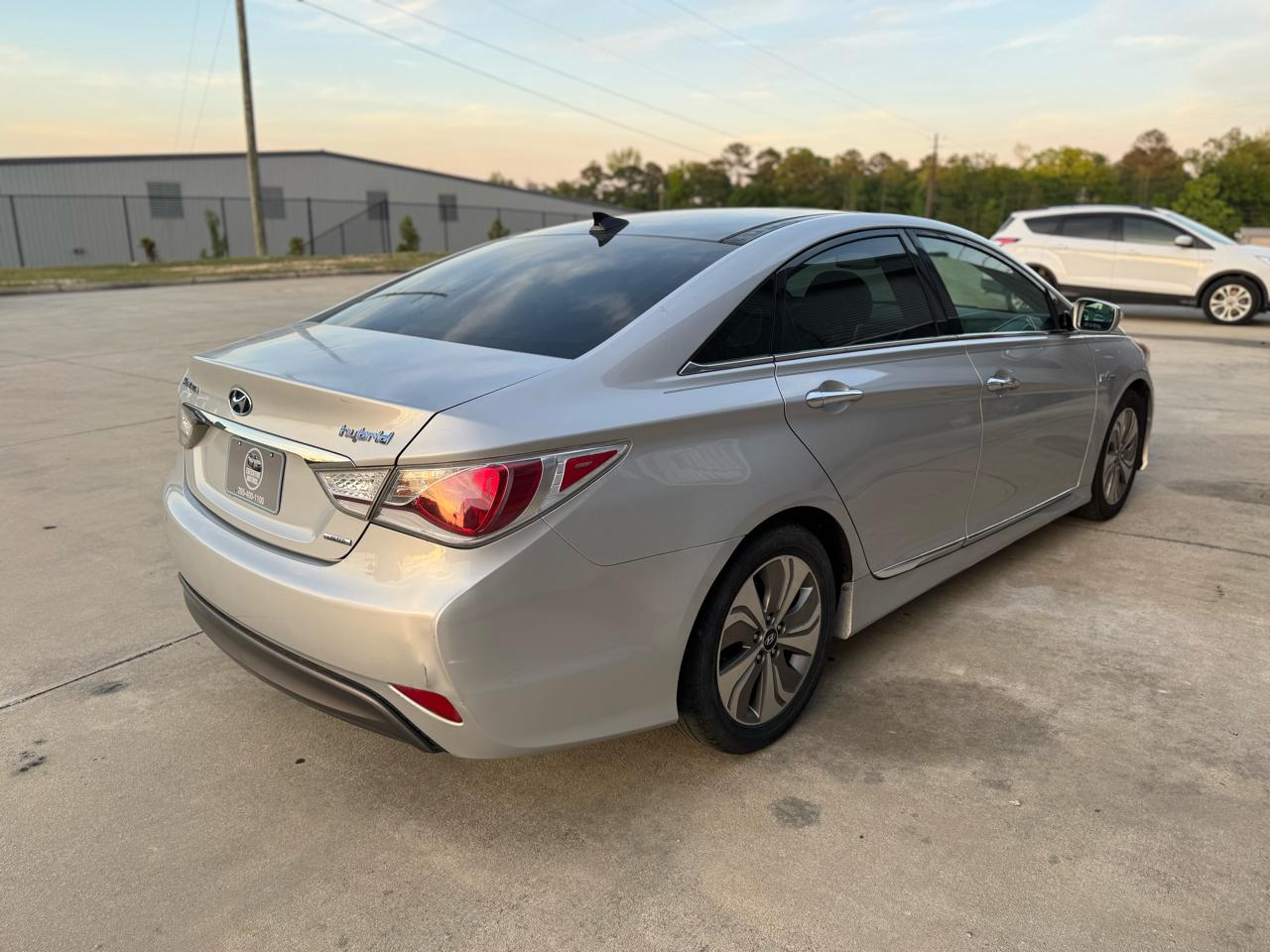 Hyundai Sonata Hybrid Sedan 2015
