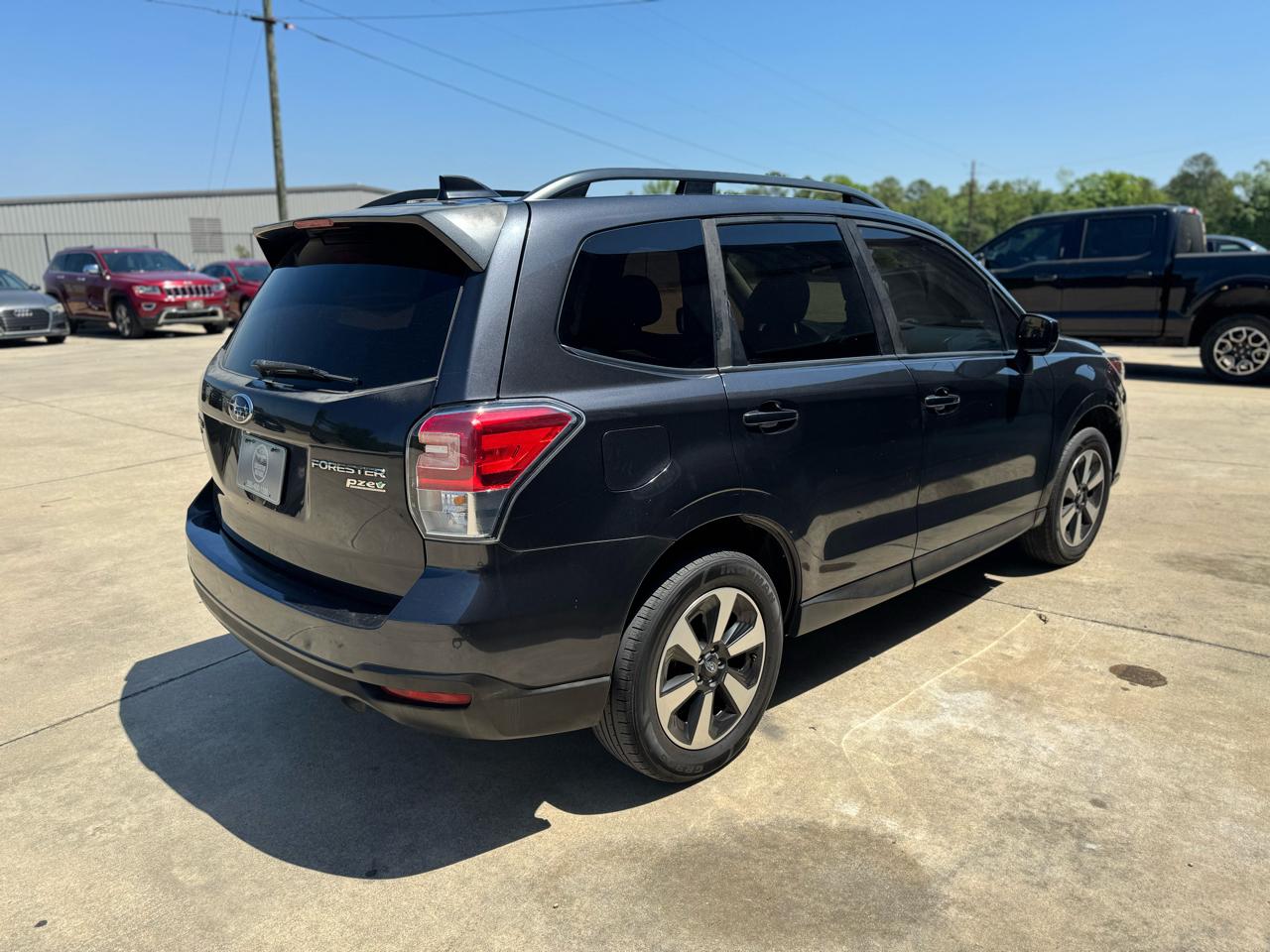 Subaru Forester 2.5i Premium PZEV CVT 2017