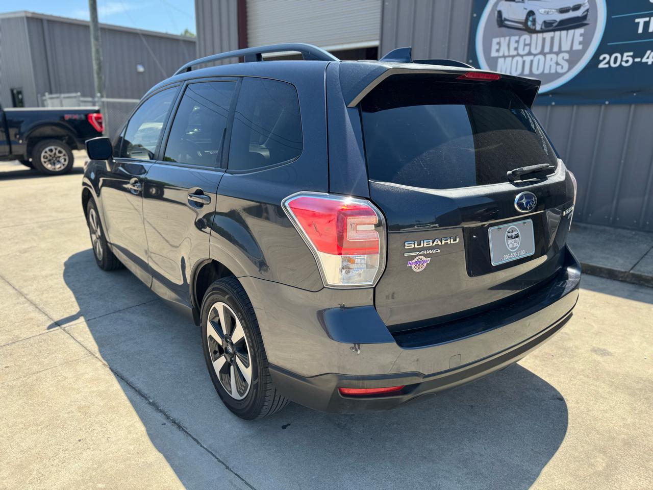 Subaru Forester 2.5i Premium PZEV CVT 2017