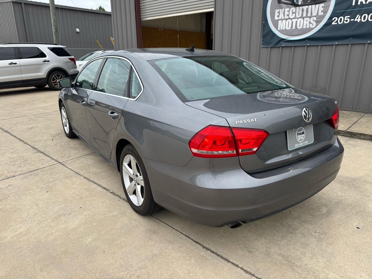 Volkswagen Passat Limited Edition 4D Sedan 2015