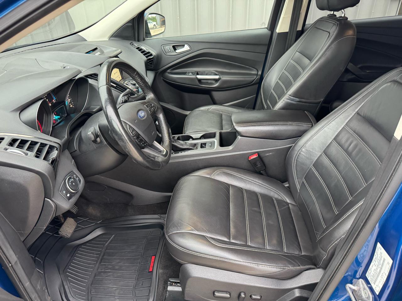 Ford Escape Titanium FWD 2017