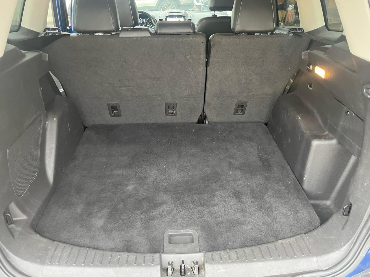Ford Escape Titanium FWD 2017