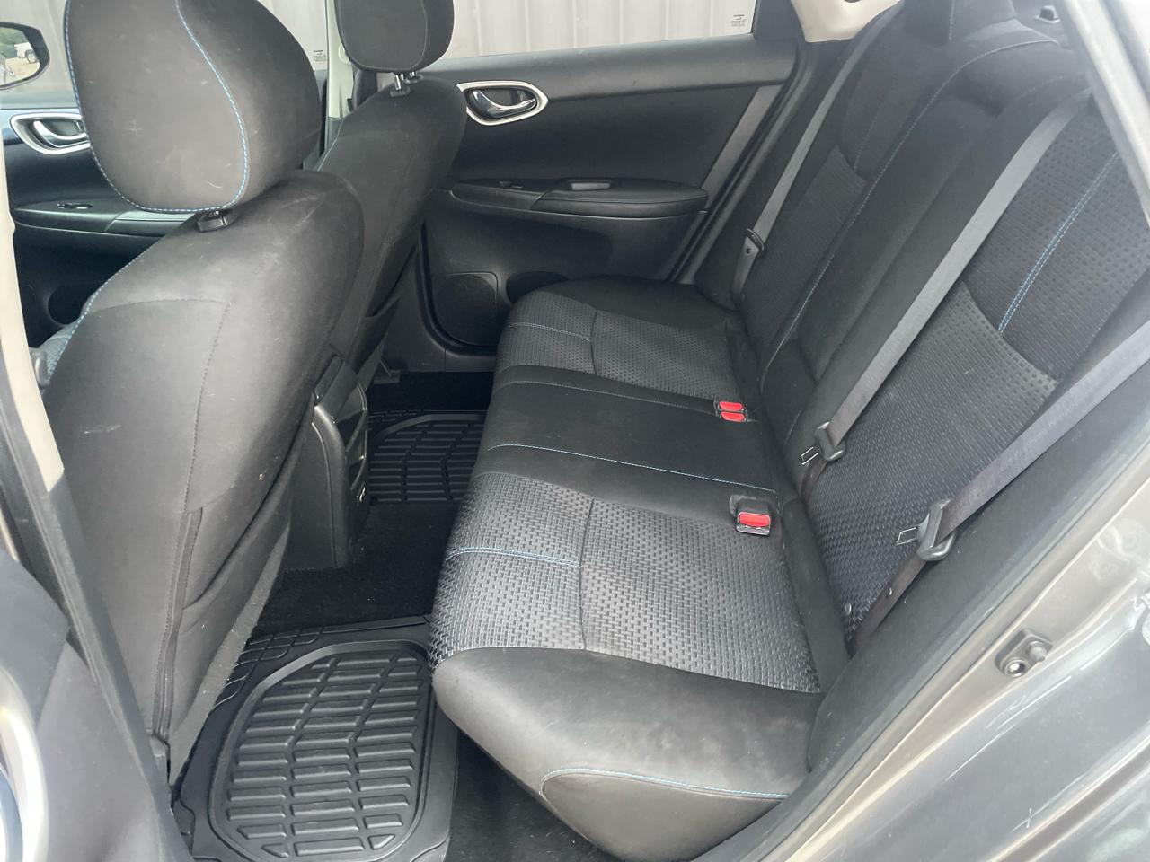 Nissan Sentra SR 4D Sedan 2018
