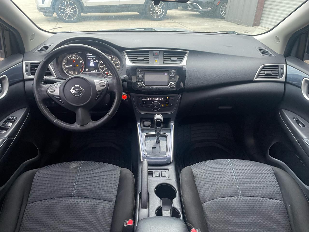 Nissan Sentra SR 4D Sedan 2018