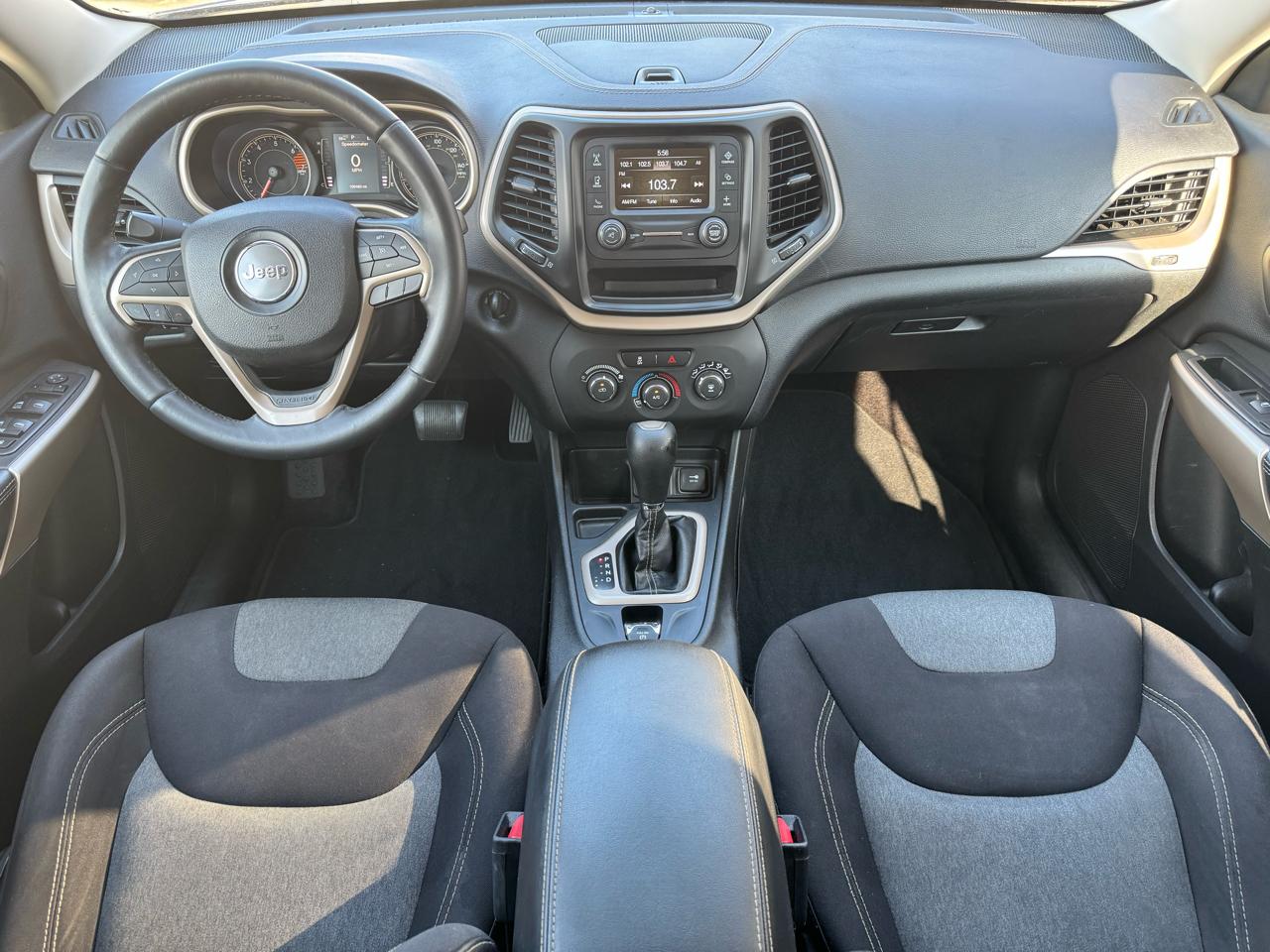 Jeep Cherokee Latitude FWD 2018