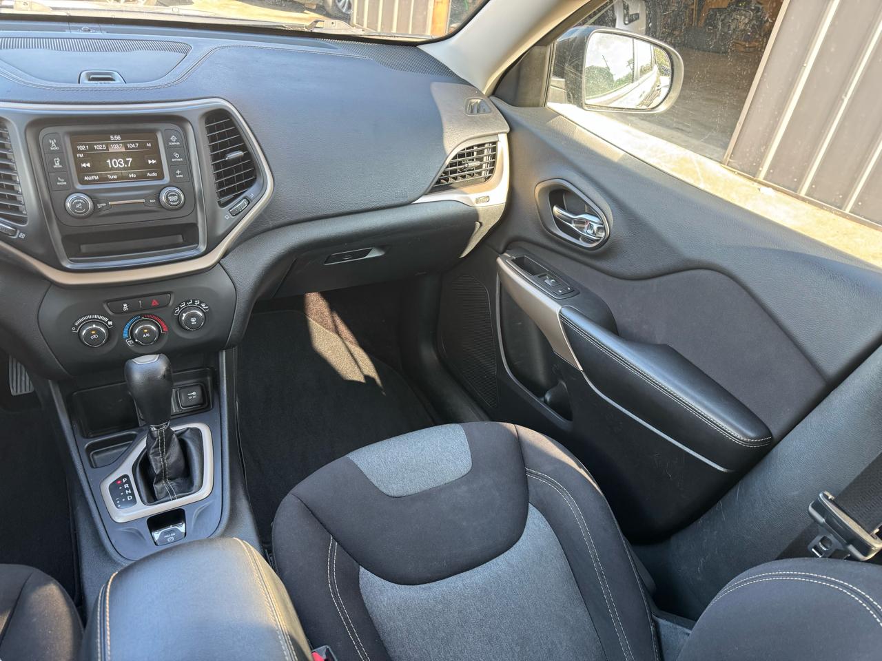 Jeep Cherokee Latitude FWD 2018