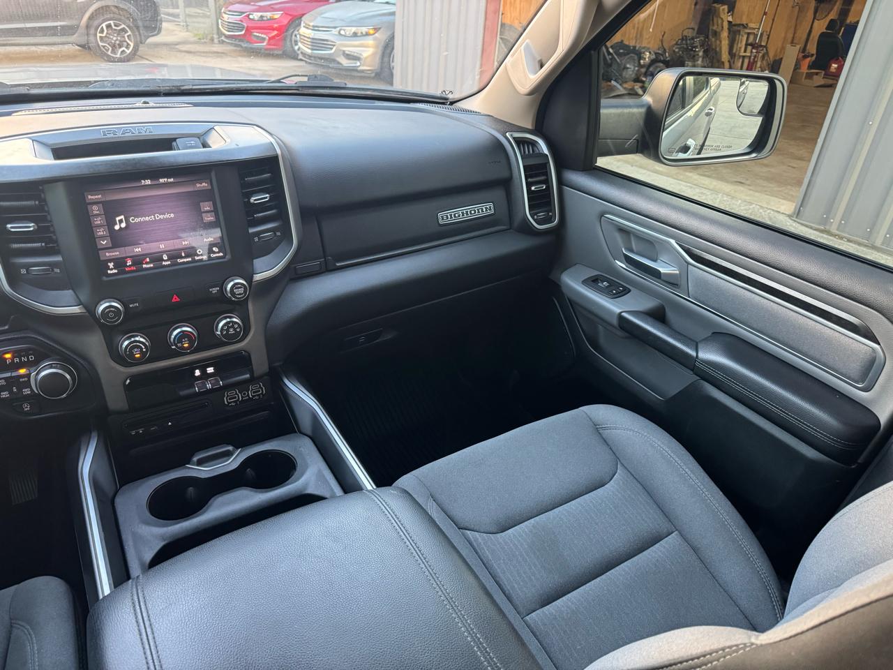 RAM 1500 Big Horn Crew Cab SWB 4WD 2019