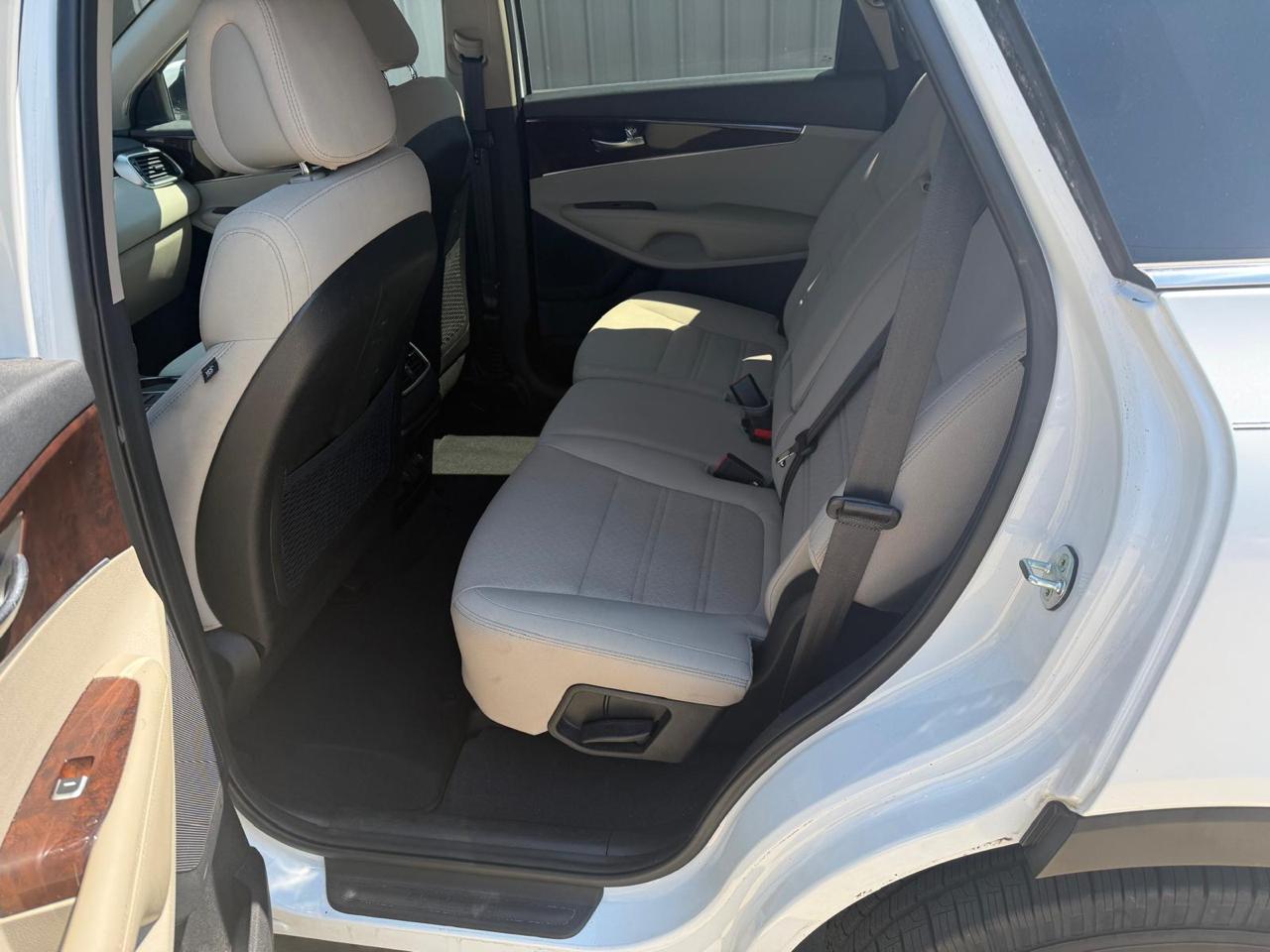 Kia Sorento LX 2WD 2016
