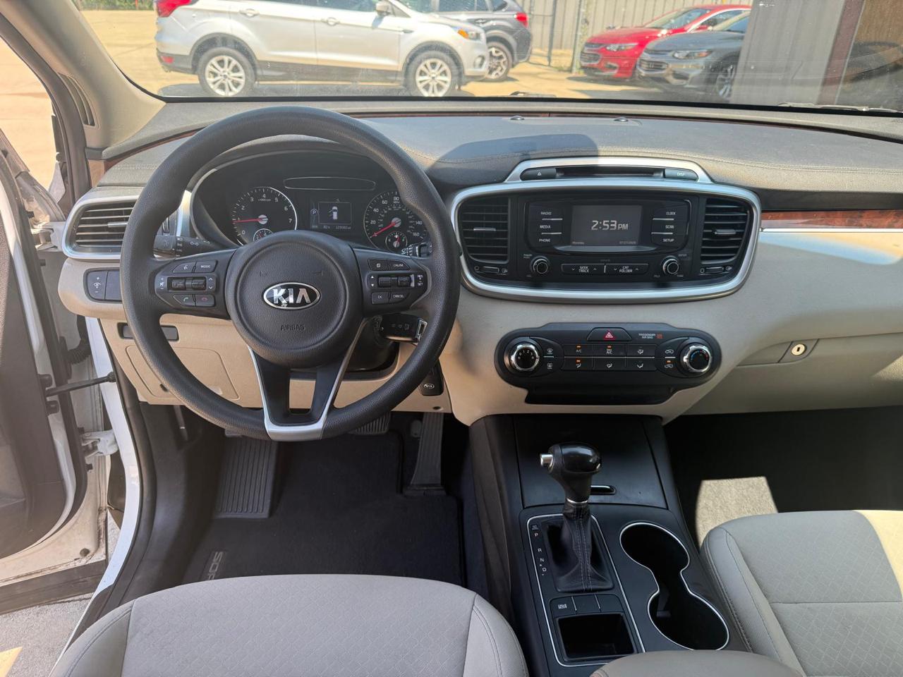 Kia Sorento LX 2WD 2016