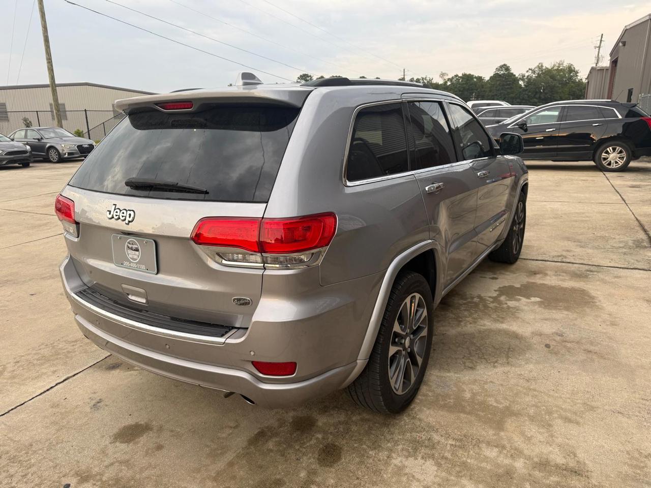 Jeep Grand Cherokee Overland 2WD 2018