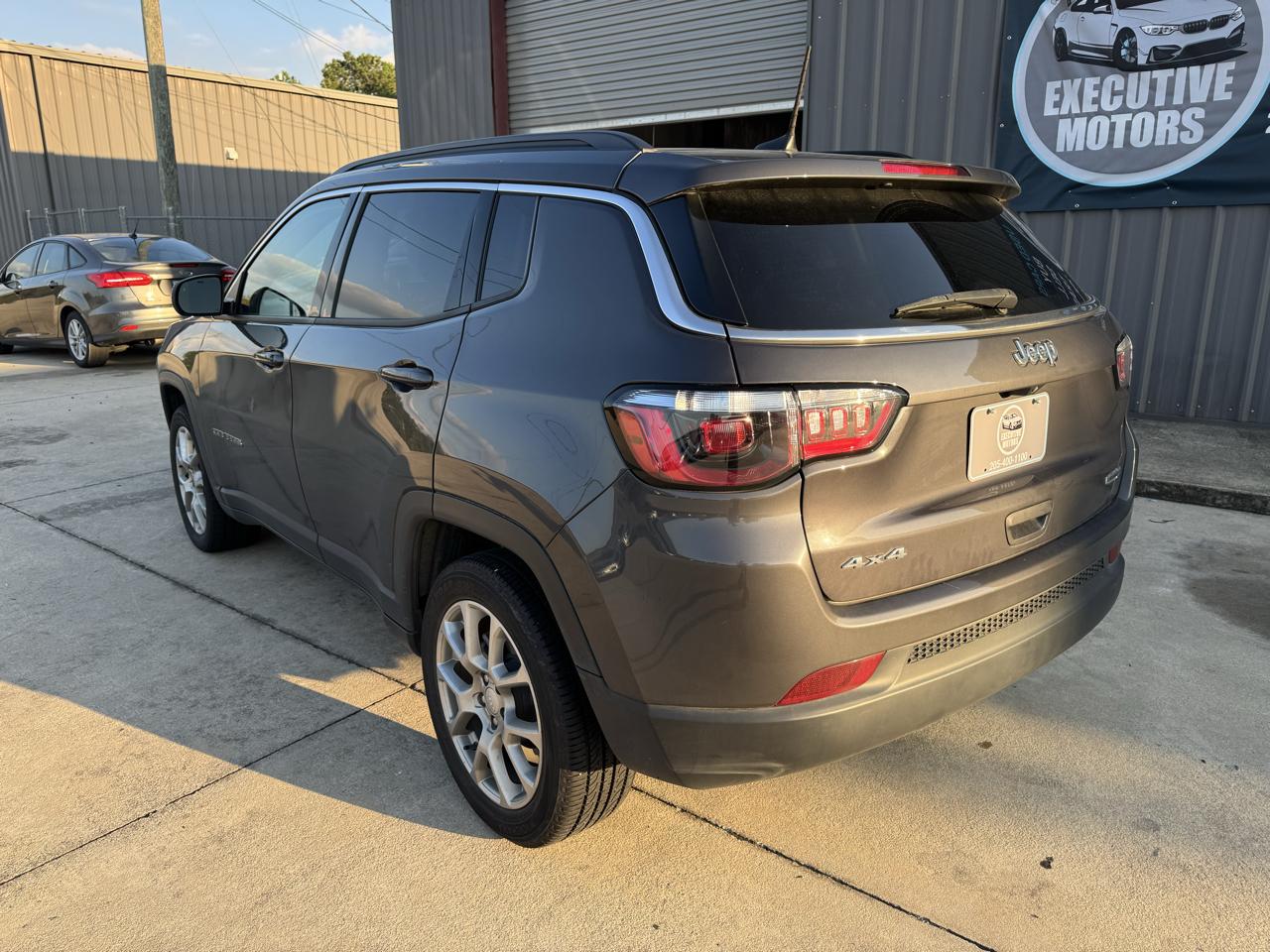 Jeep Compass Latitude Lux 4x4 2024