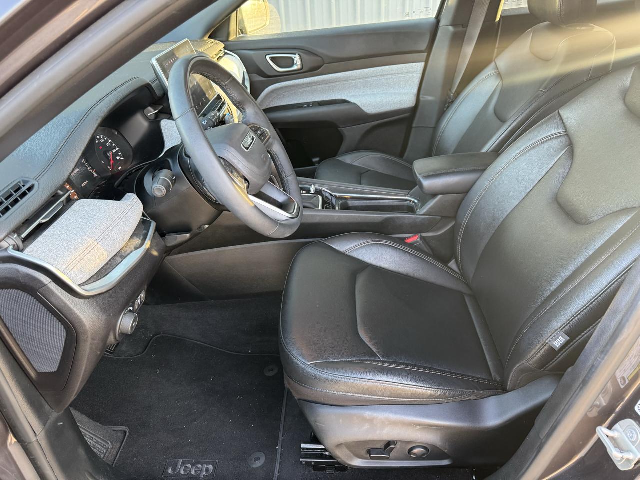 Jeep Compass Latitude Lux 4x4 2024