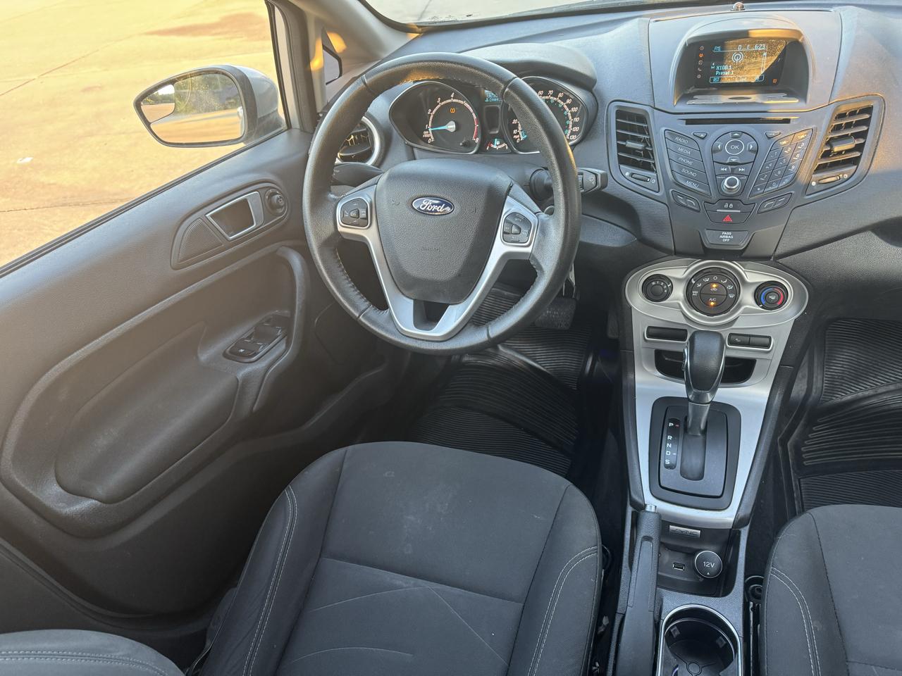 Ford Fiesta SE Hatchback 2016
