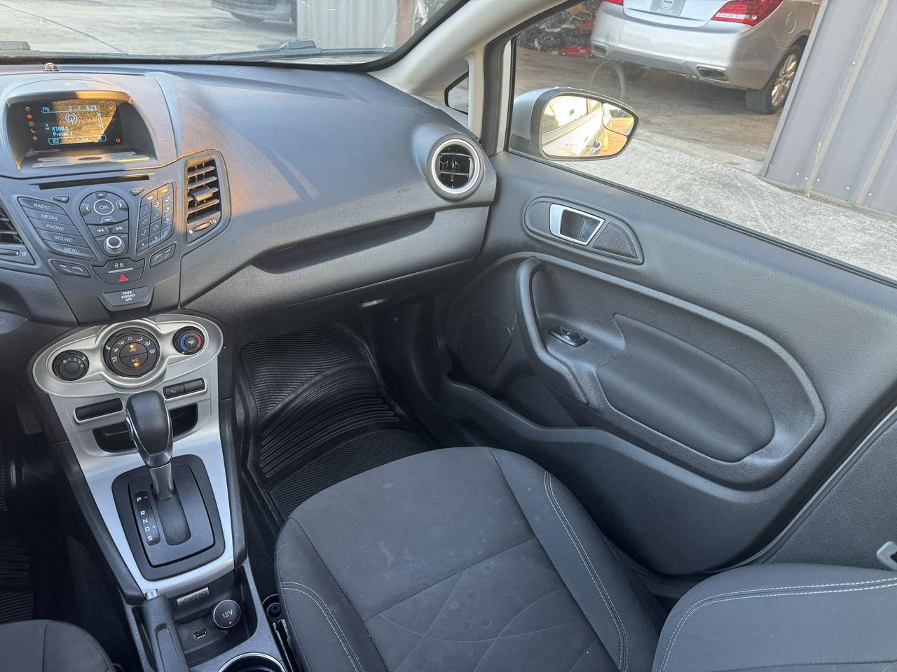 Ford Fiesta SE Hatchback 2016