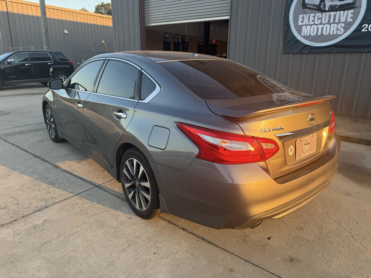 Nissan Altima 2.5 SR 2016