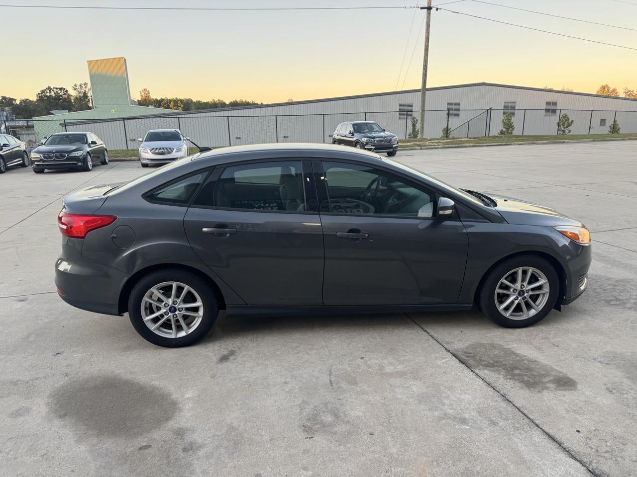 Ford Focus SE Sedan 2015