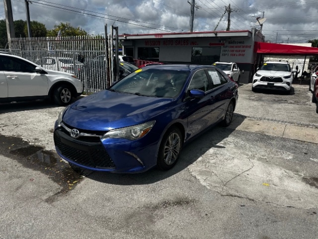 2015 Toyota Camry SE
