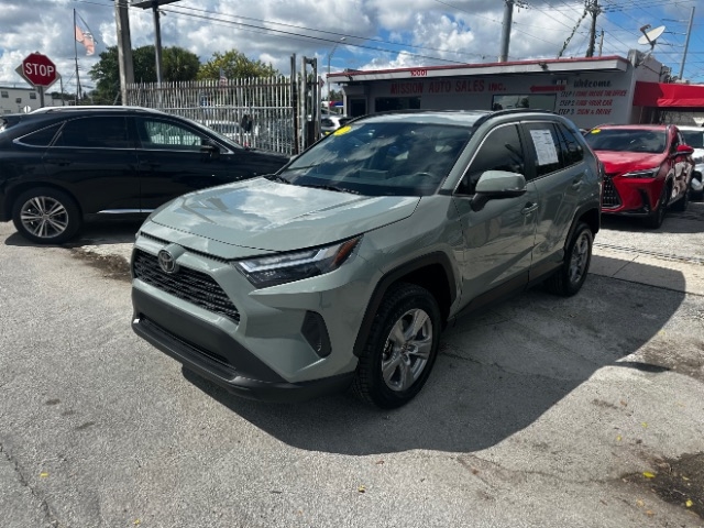2022 Toyota RAV4 XLE
