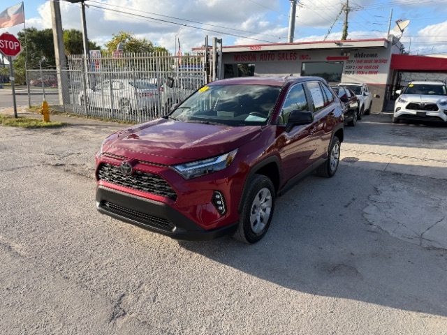 2024 Toyota RAV4 LE