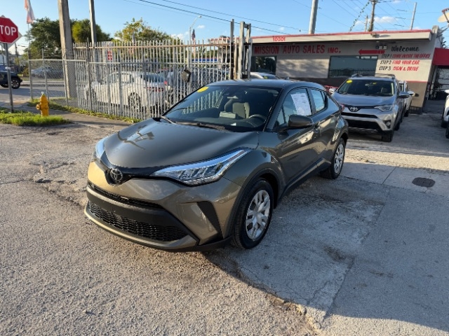2021 Toyota C-HR LE