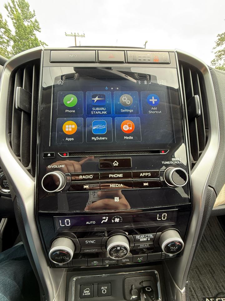 Subaru Ascent Premium 2022