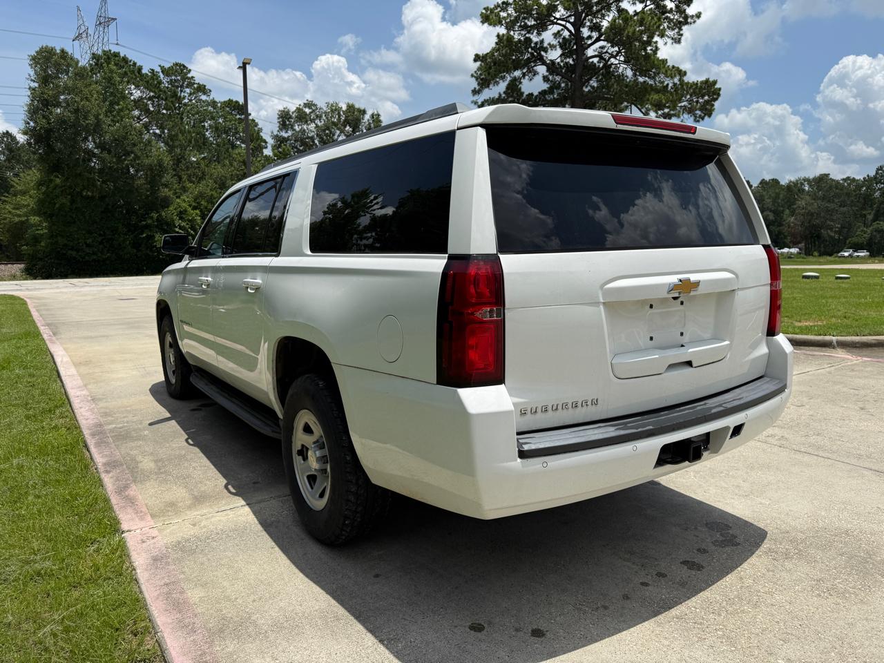 Chevrolet Suburban FL 2WD 2018